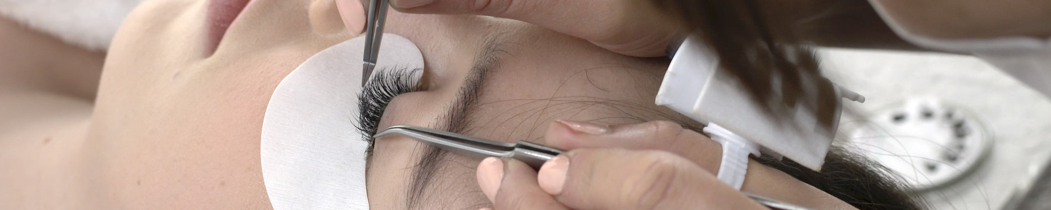 Lash Club: The Importance of Online Reviews By Leah Lynch