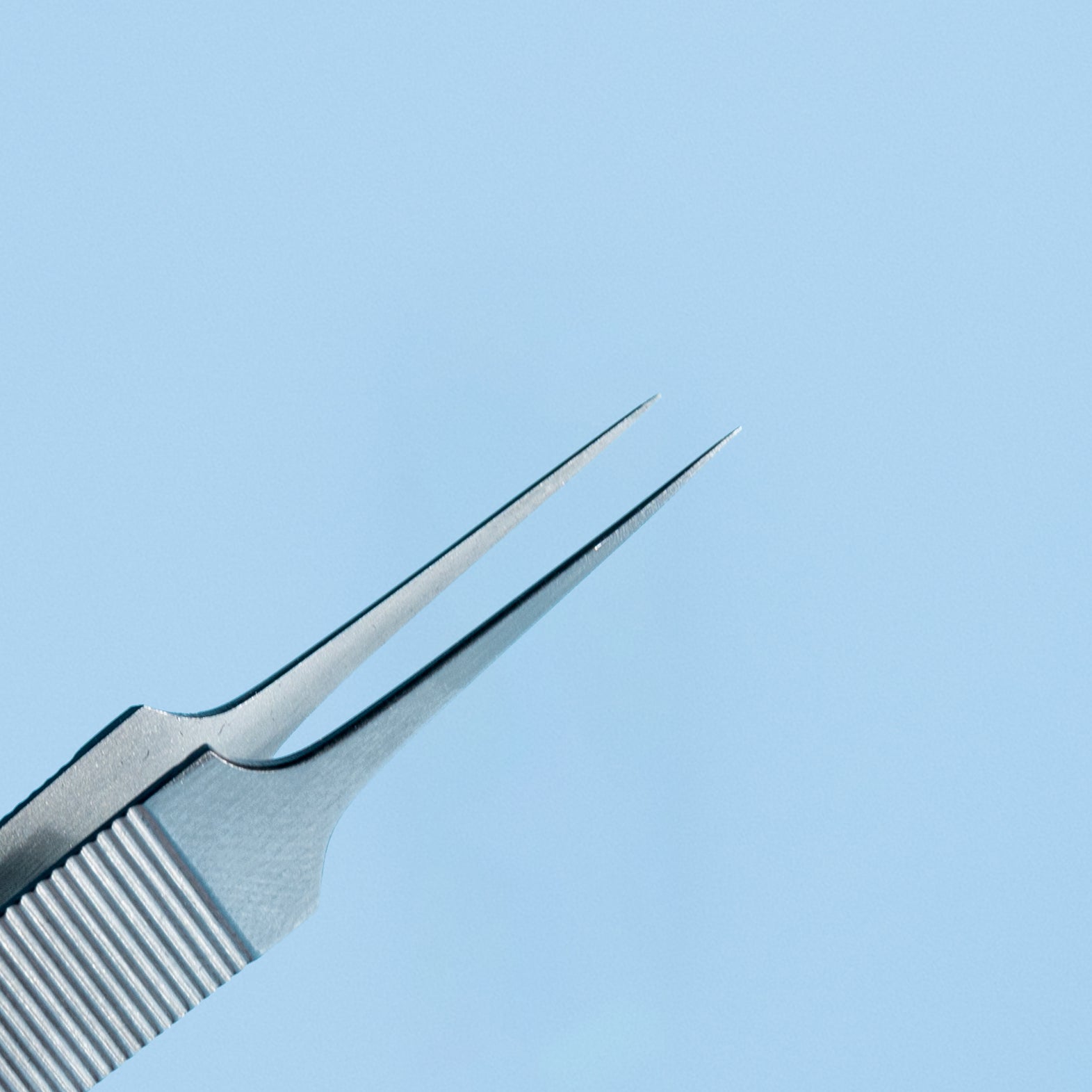 Deep Focus Nano Fine Point Tweezer