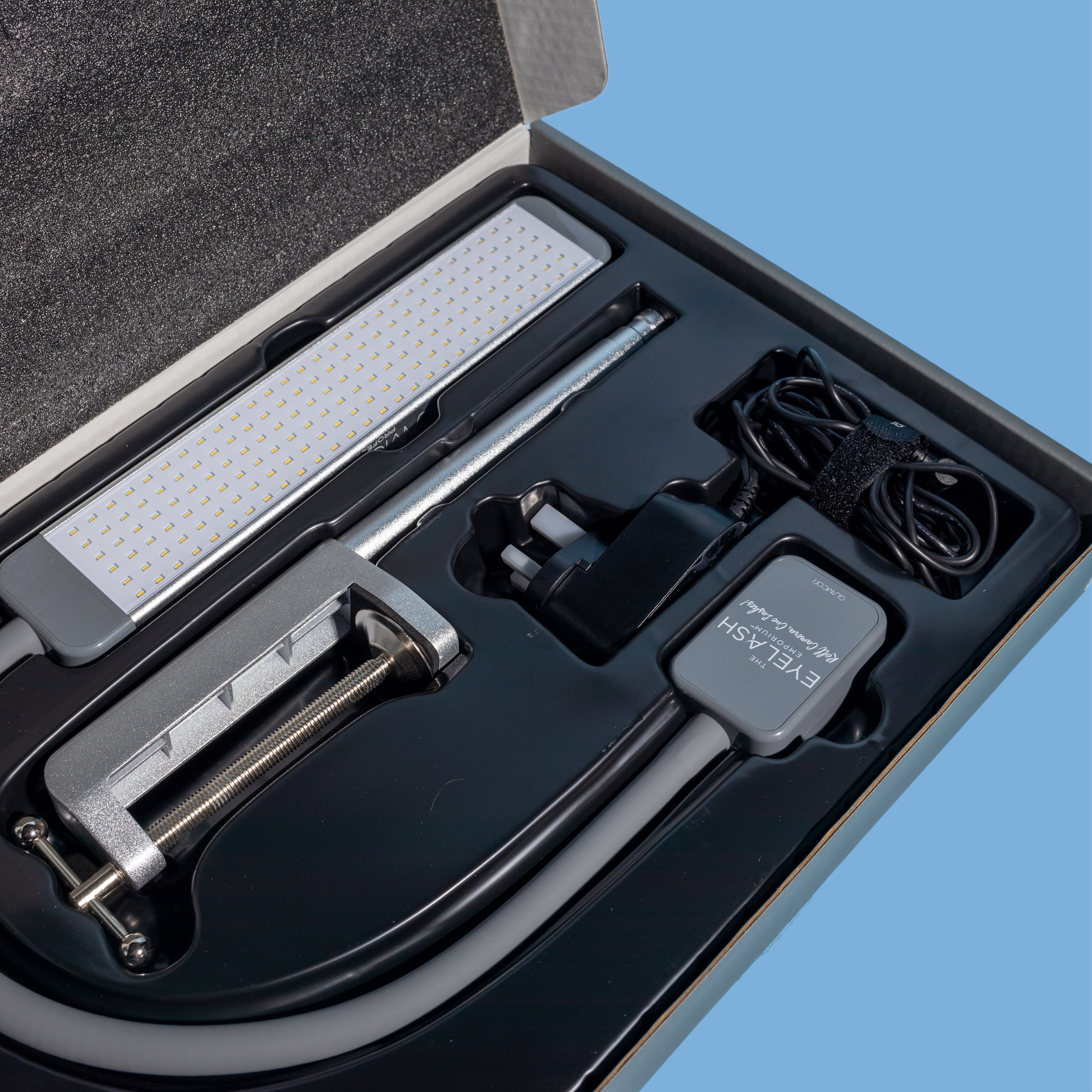 Glamcor Reveal Light