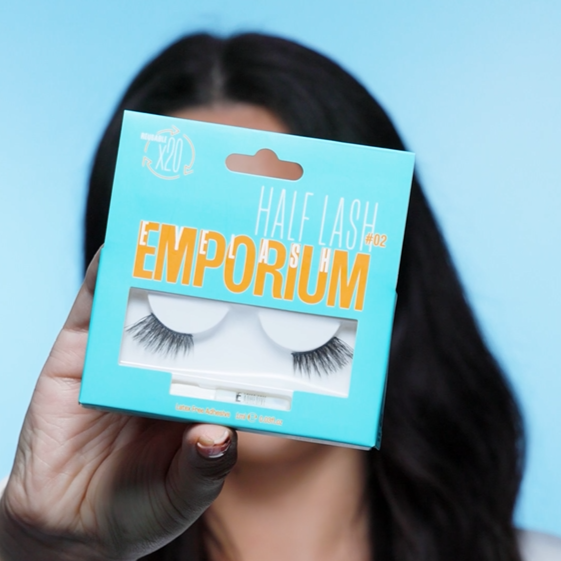 How_To_Apply_Half_Lashes.png