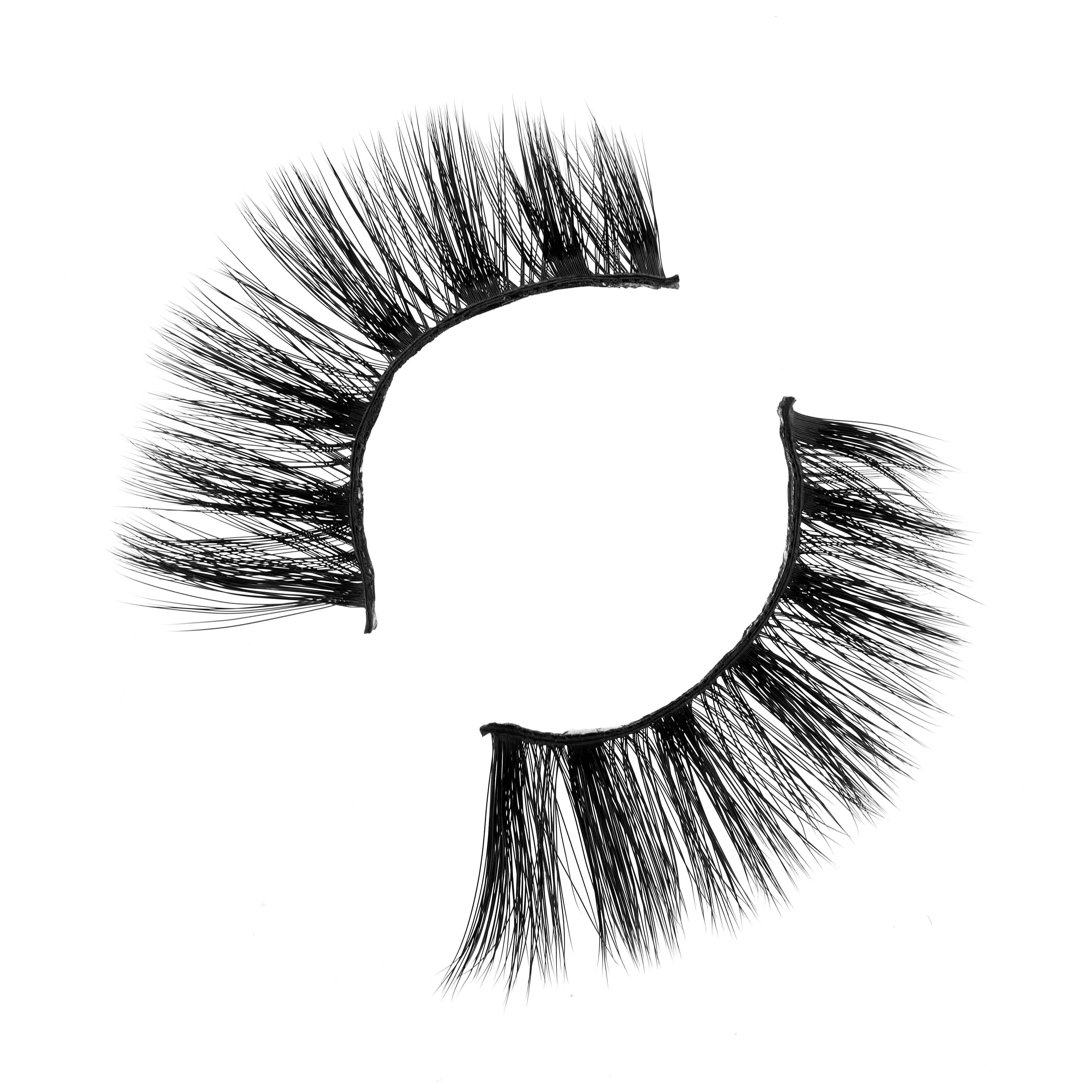 Thank U, Next Studio Strip Lashes