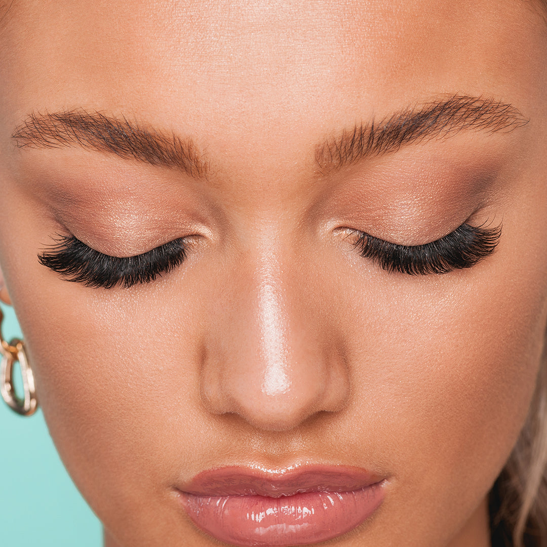 SEAMLASH Full & Fluttery Deconstructed Strip Lash